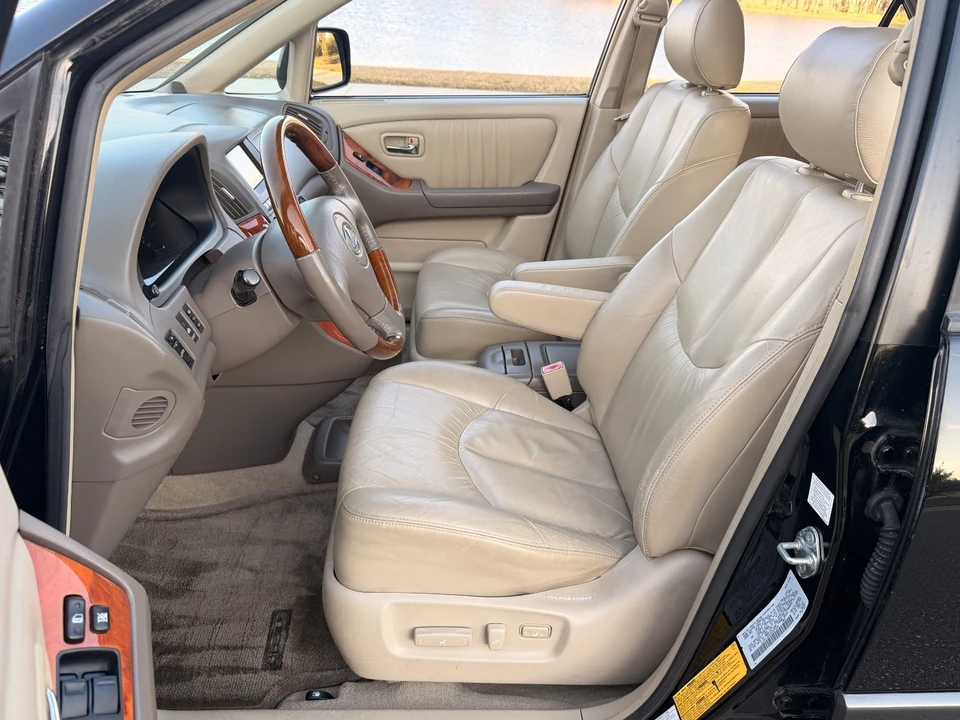 2002 Lexus RX 1st Gen - Image 11 of 20
