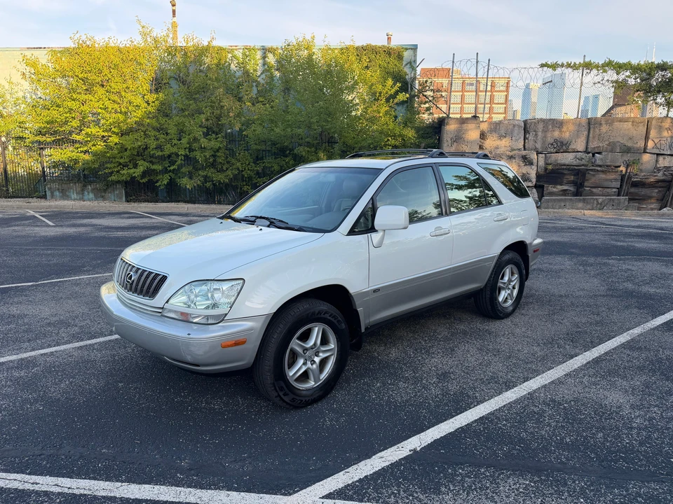 2002 Lexus RX 1st Gen - Image 6 of 31