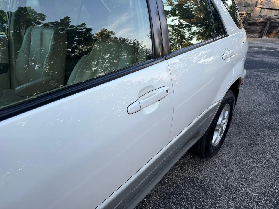 2002 Lexus RX 1st Gen - Image 19 of 31