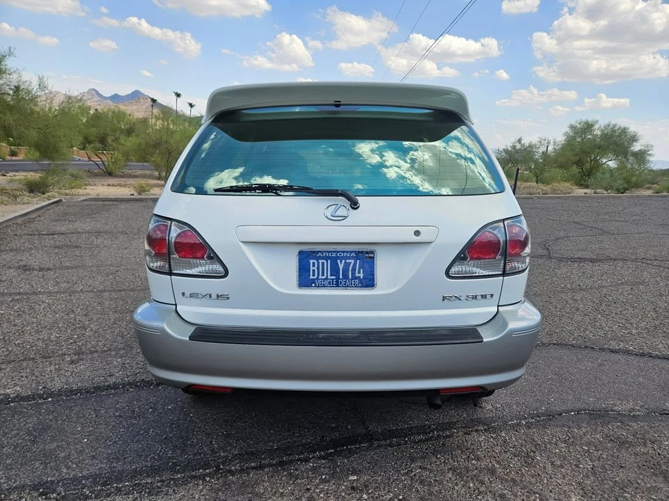 2002 Lexus RX 1st Gen - Image 4 of 13