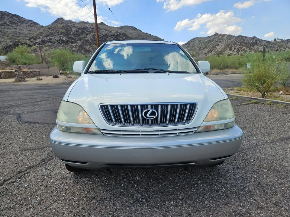 2002 Lexus RX 1st Gen - Image 8 of 13