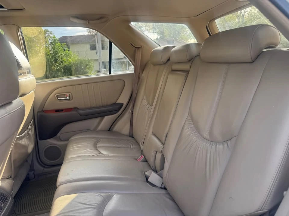 2002 Lexus RX 1st Gen - Image 10 of 11