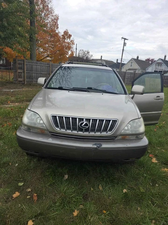2002 Lexus RX 1st Gen - Image 4 of 10