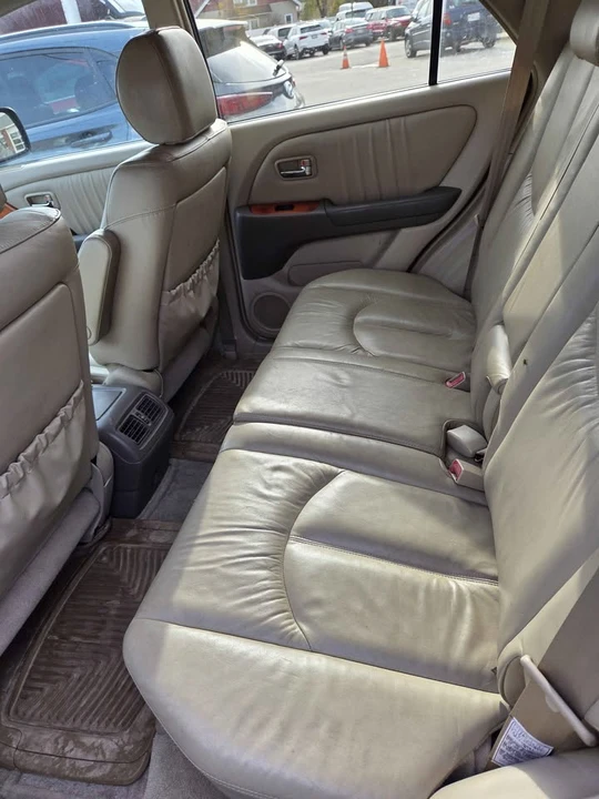 2002 Lexus RX 1st Gen - Image 4 of 4
