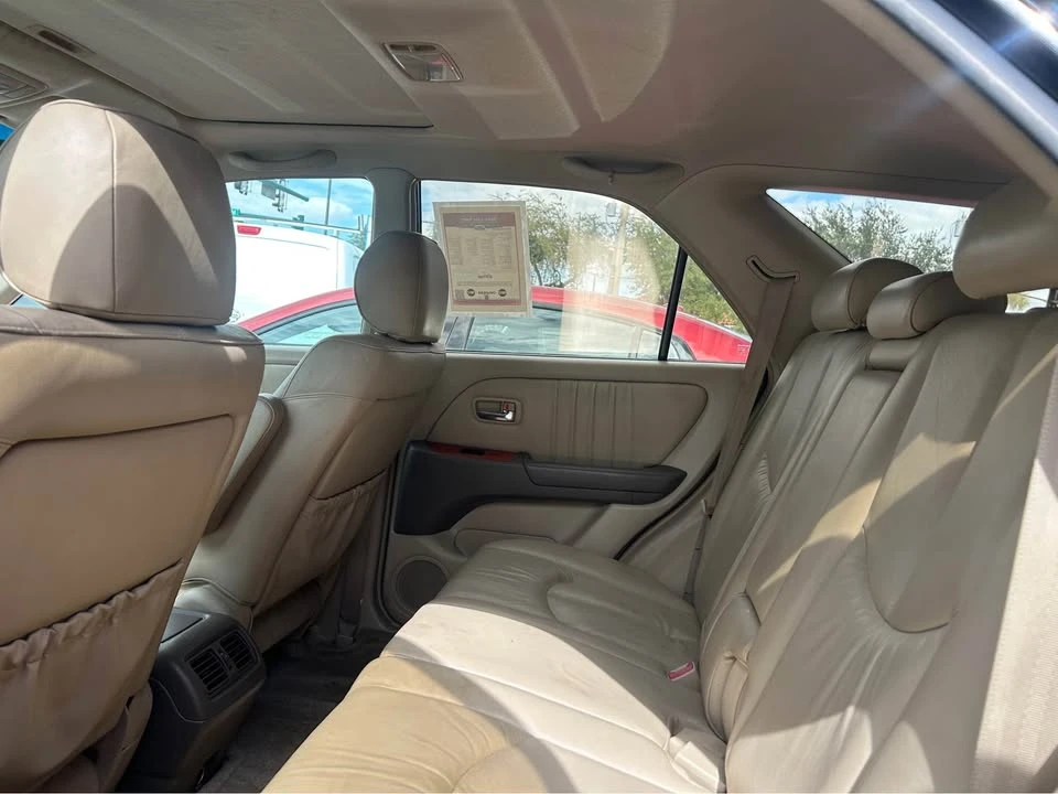 2002 Lexus RX 1st Gen - Image 7 of 8