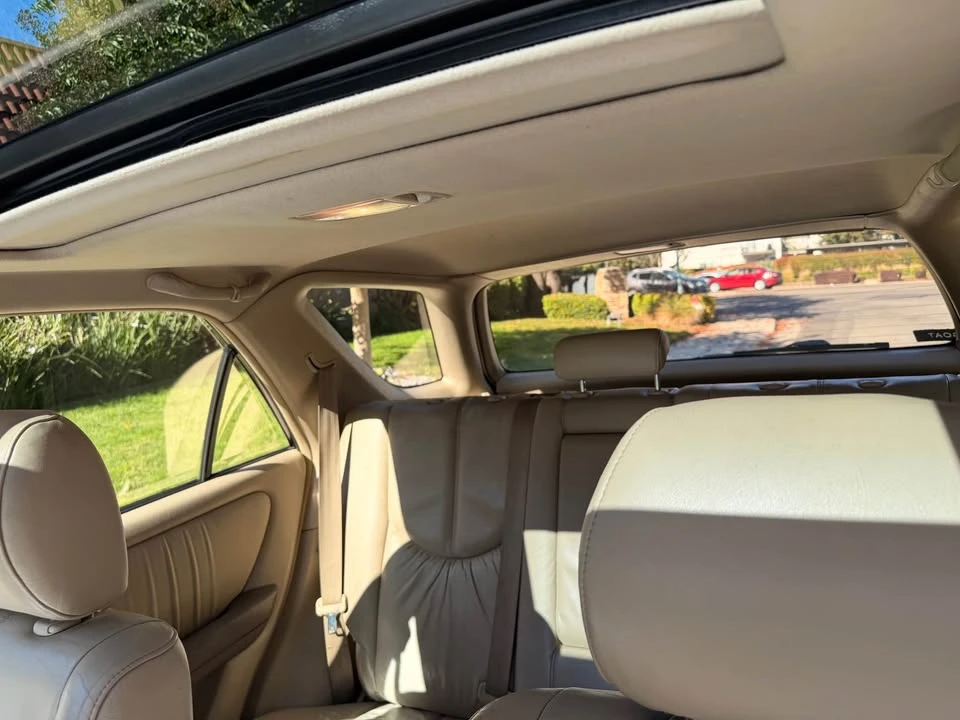 2002 Lexus RX 1st Gen - Image 8 of 11