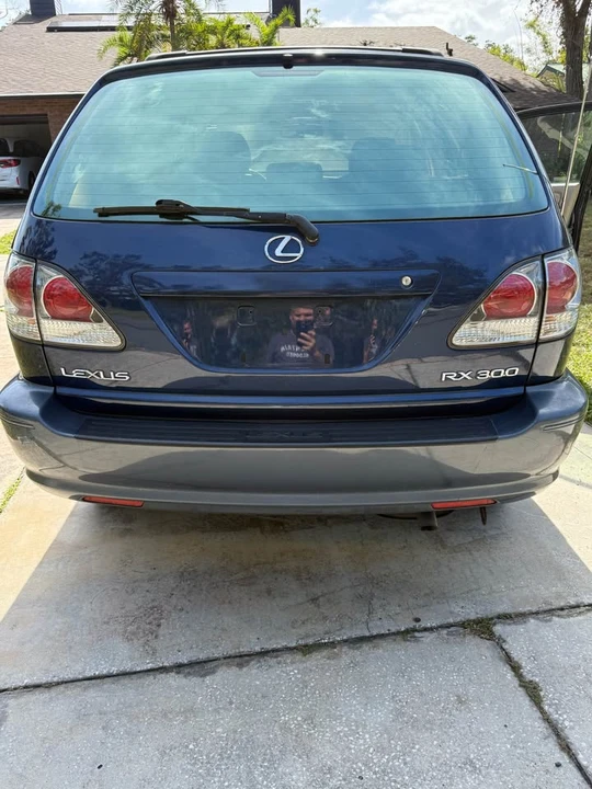 2002 Lexus RX 1st Gen - Image 8 of 9