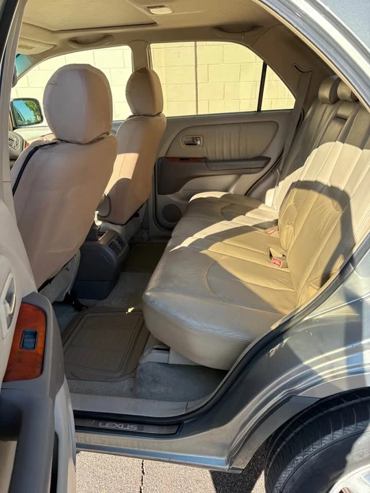 2002 Lexus RX 1st Gen - Image 7 of 8