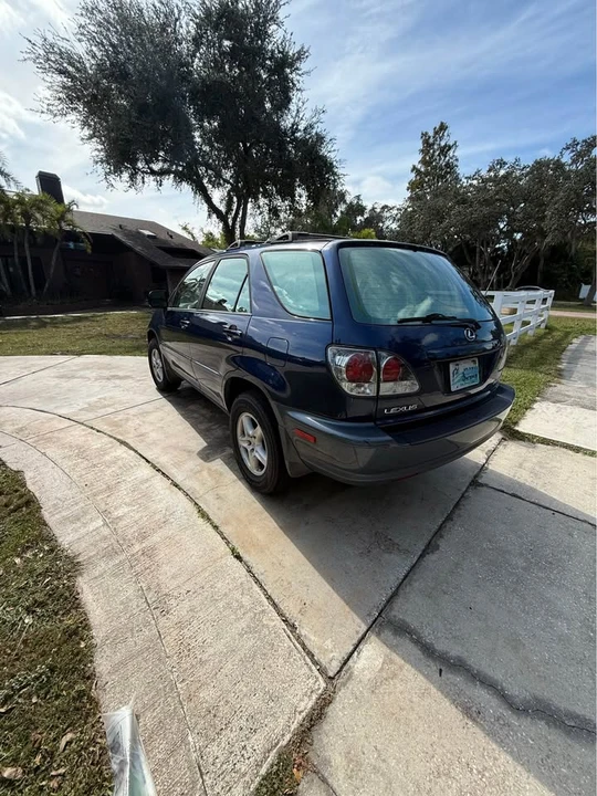 2002 Lexus RX 1st Gen - Image 2 of 9