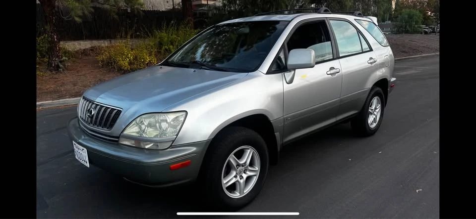 2002 Lexus RX 1st Gen - Image 2 of 7