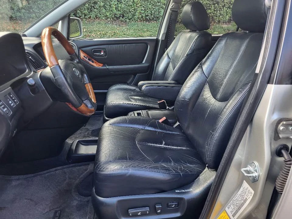 2002 Lexus RX 1st Gen - Image 5 of 12