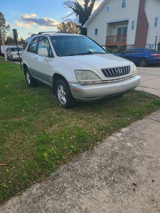 2002 Lexus RX 1st Gen - Image 8 of 11