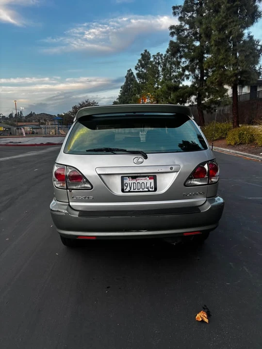 2002 Lexus RX 1st Gen - Image 4 of 6