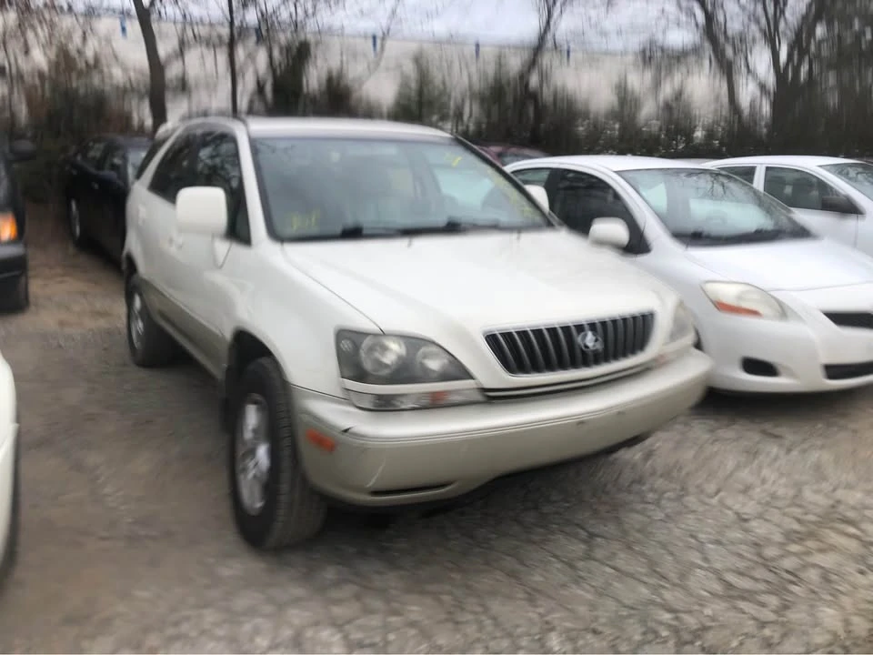 2002 Lexus RX 1st Gen - Image 6 of 8