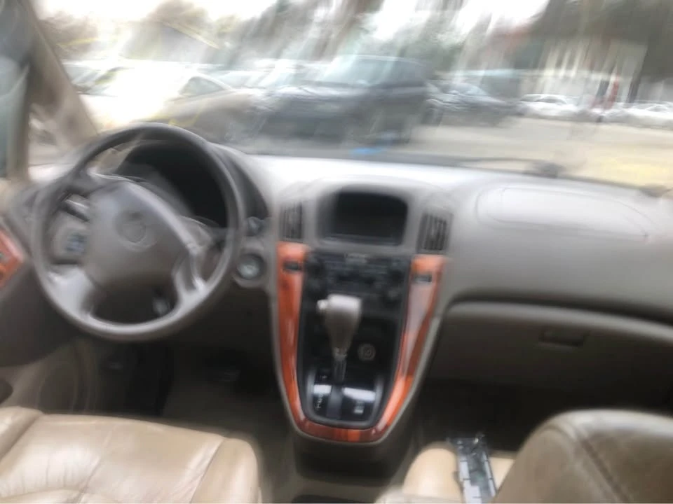 2002 Lexus RX 1st Gen - Image 5 of 8