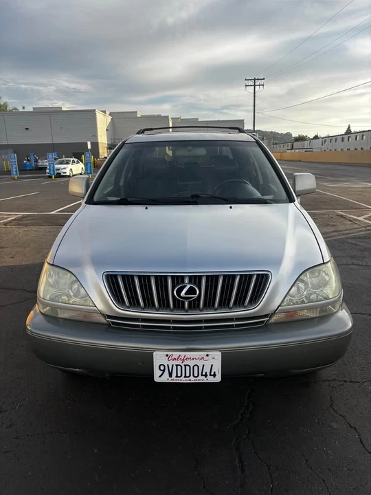 2002 Lexus RX 1st Gen - Image 3 of 6