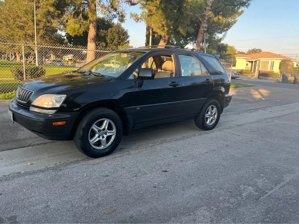 2002 Lexus RX 1st Gen - Image 2 of 7