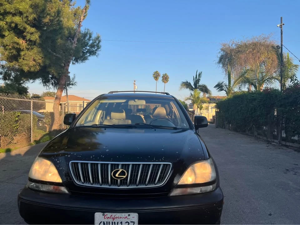 2002 Lexus RX 1st Gen - Image 4 of 7