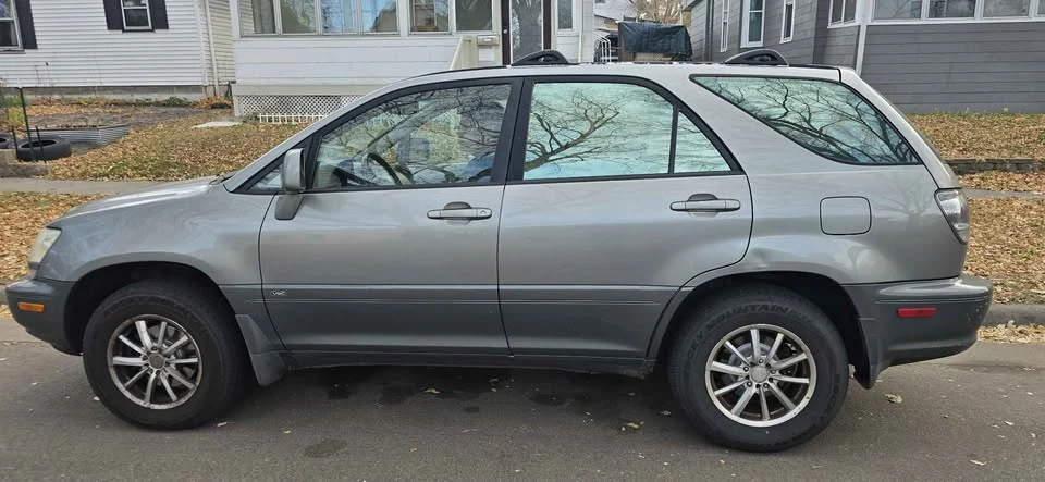 2001 Lexus RX 1st Gen - Image 3 of 17