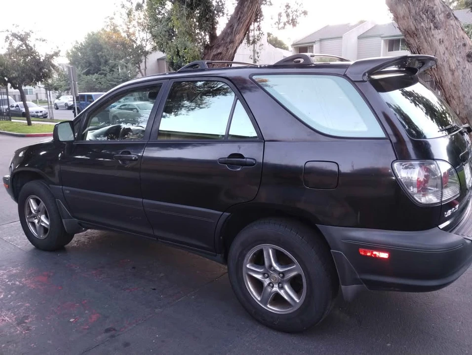 2002 Lexus RX 1st Gen - Image 3 of 7