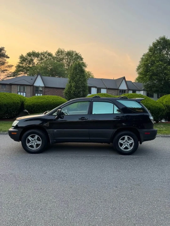 2002 Lexus RX 1st Gen - Image 7 of 11