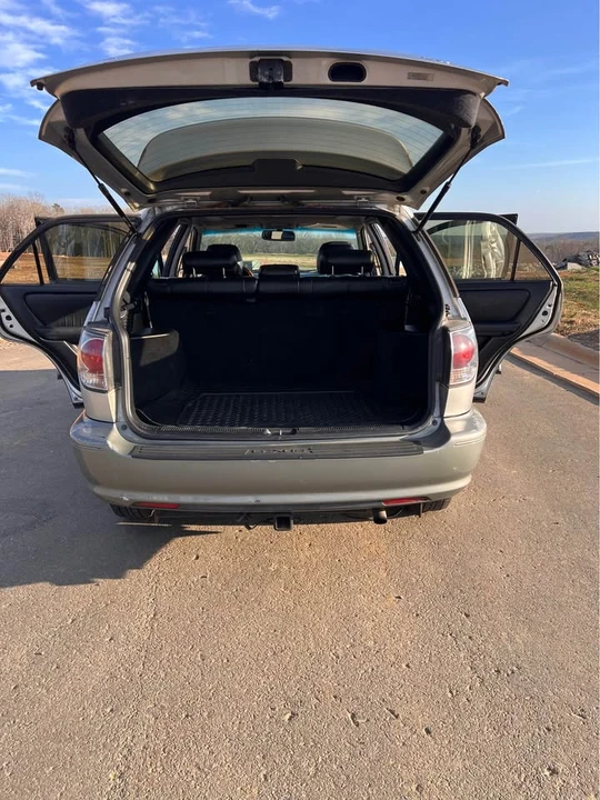 2002 Lexus RX 1st Gen - Image 4 of 15