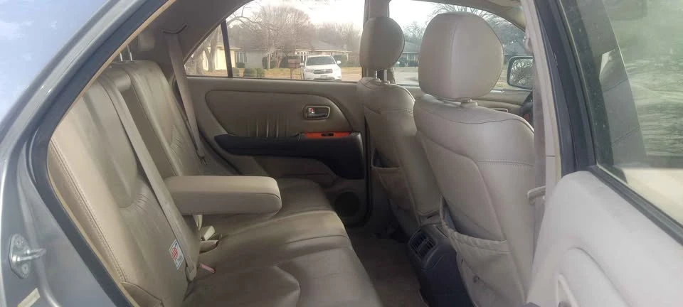 2002 Lexus RX 1st Gen - Image 11 of 18