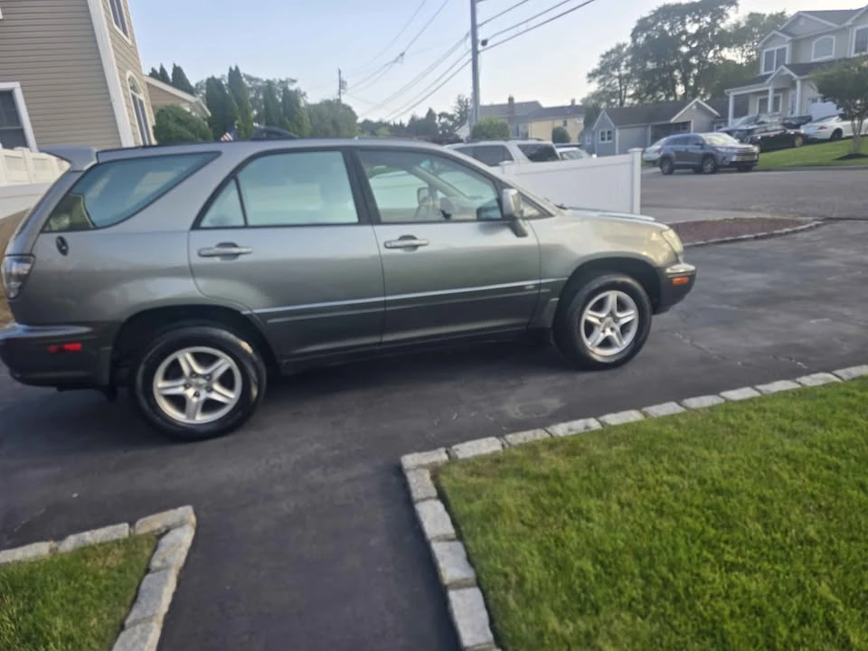 2002 Lexus RX 1st Gen - Image 3 of 11