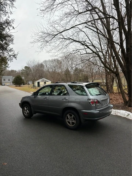 2002 Lexus RX 1st Gen - Image 6 of 7