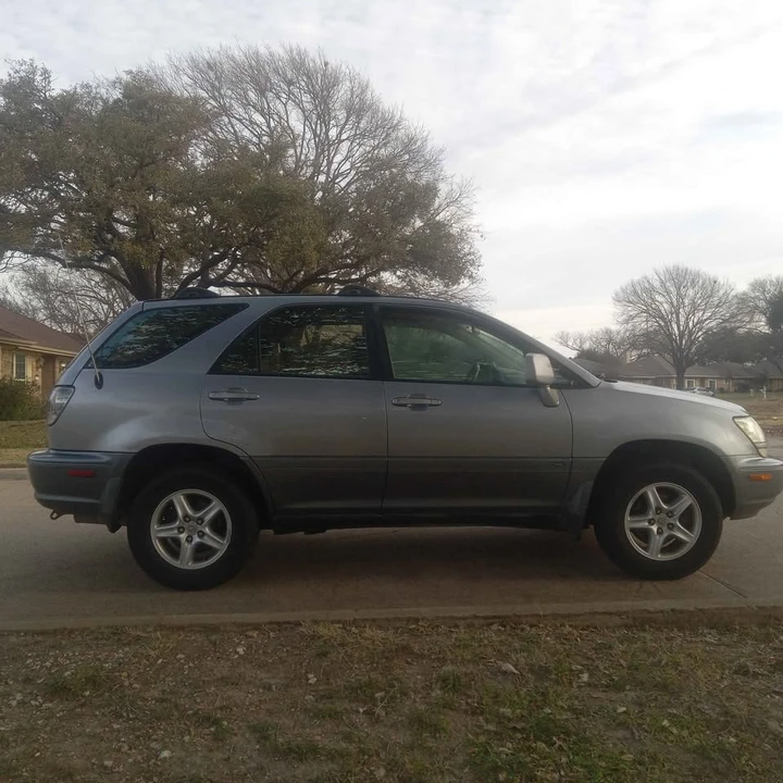 2002 Lexus RX 1st Gen - Image 7 of 18