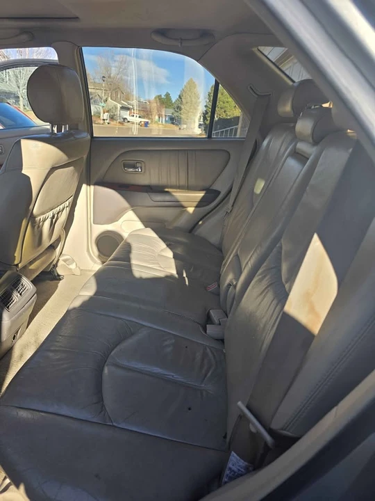 2002 Lexus RX 1st Gen - Image 5 of 12