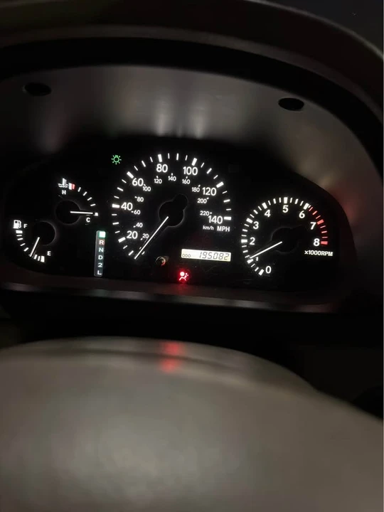 2002 Lexus RX 1st Gen - Image 5 of 9