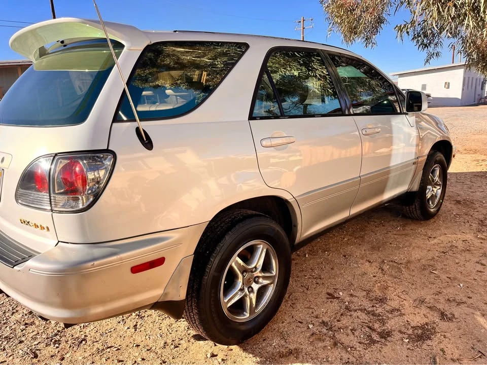 2002 Lexus RX 1st Gen - Image 2 of 14