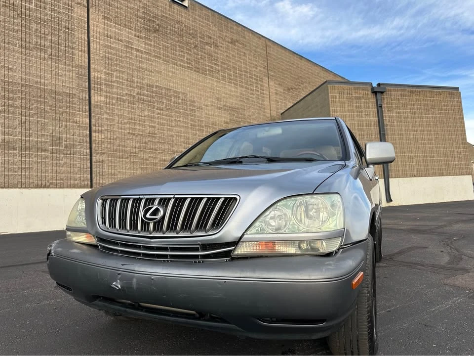 2002 Lexus RX 1st Gen - Image 7 of 18