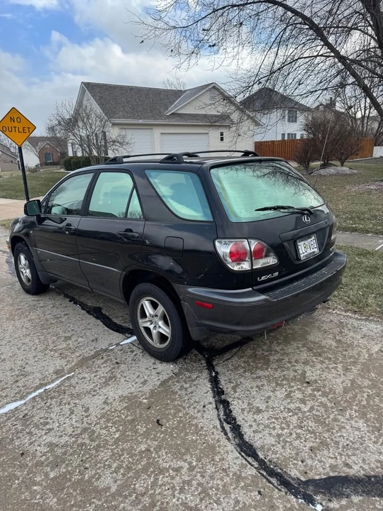 2002 Lexus RX 1st Gen - Image 2 of 8