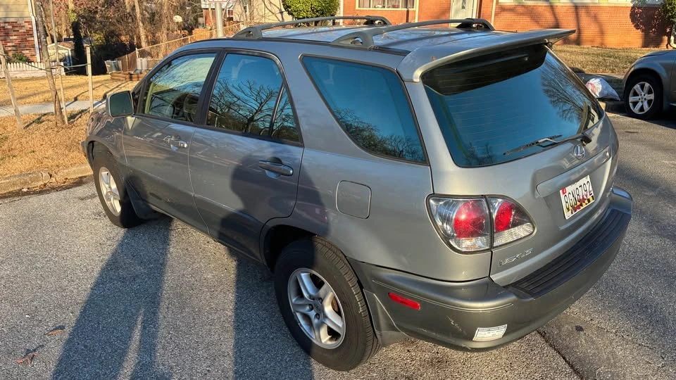 2002 Lexus RX 1st Gen - Image 9 of 9