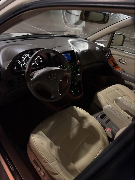 2002 Lexus RX 1st Gen - Image 7 of 9