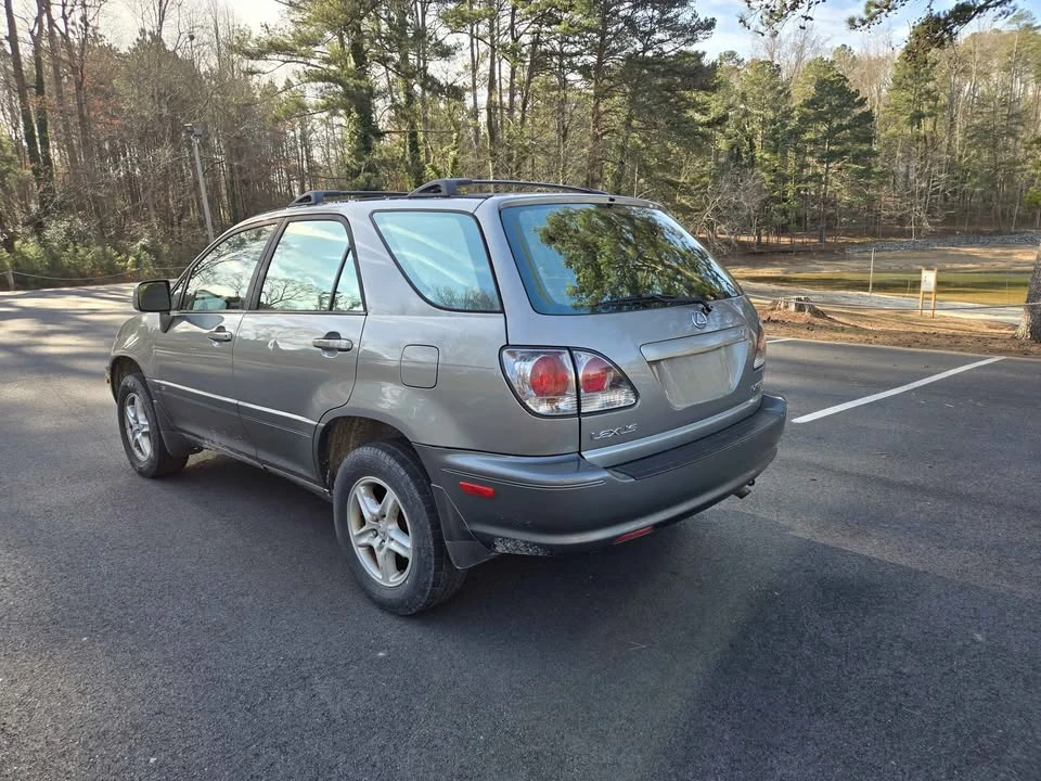 2002 Lexus RX 1st Gen - Image 4 of 17
