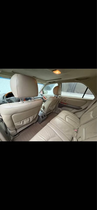 2002 Lexus RX 1st Gen - Image 3 of 4