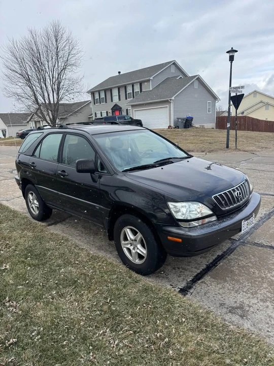 2002 Lexus RX 1st Gen - Image 6 of 8