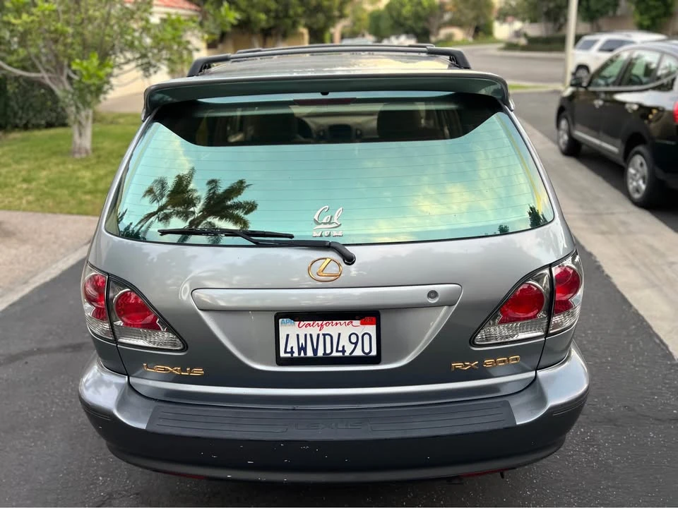 2002 Lexus RX 1st Gen - Image 5 of 20