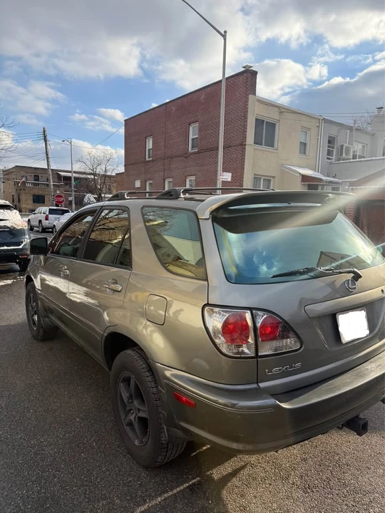 2002 Lexus RX 1st Gen - Image 12 of 20