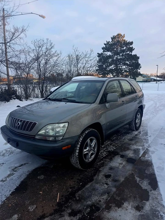2002 Lexus RX 1st Gen - Image 2 of 7