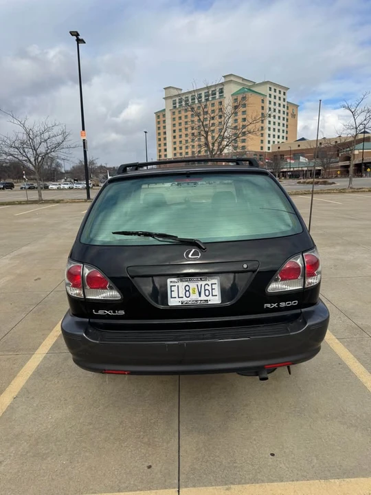 2002 Lexus RX 1st Gen - Image 5 of 8