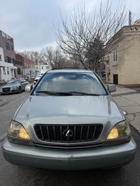 2002 Lexus RX 1st Gen - Image 2 of 20