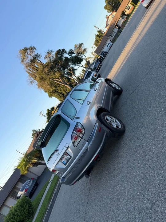 2002 Lexus RX 1st Gen - Image 6 of 12