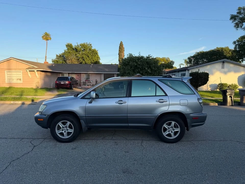 2002 Lexus RX 1st Gen - Image 7 of 12