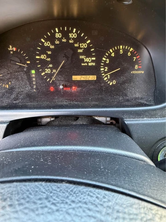 2002 Lexus RX 1st Gen - Image 11 of 13