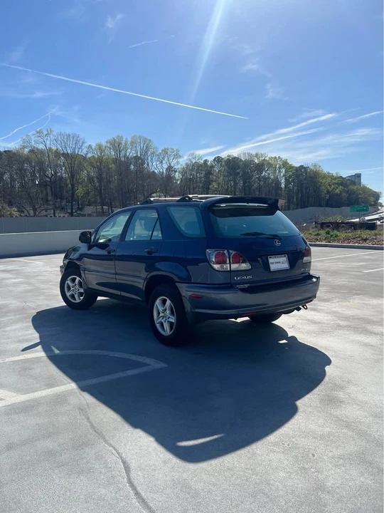 2002 Lexus RX 1st Gen - Image 3 of 10