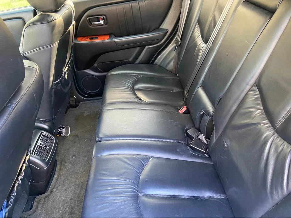 2002 Lexus RX 1st Gen - Image 11 of 13